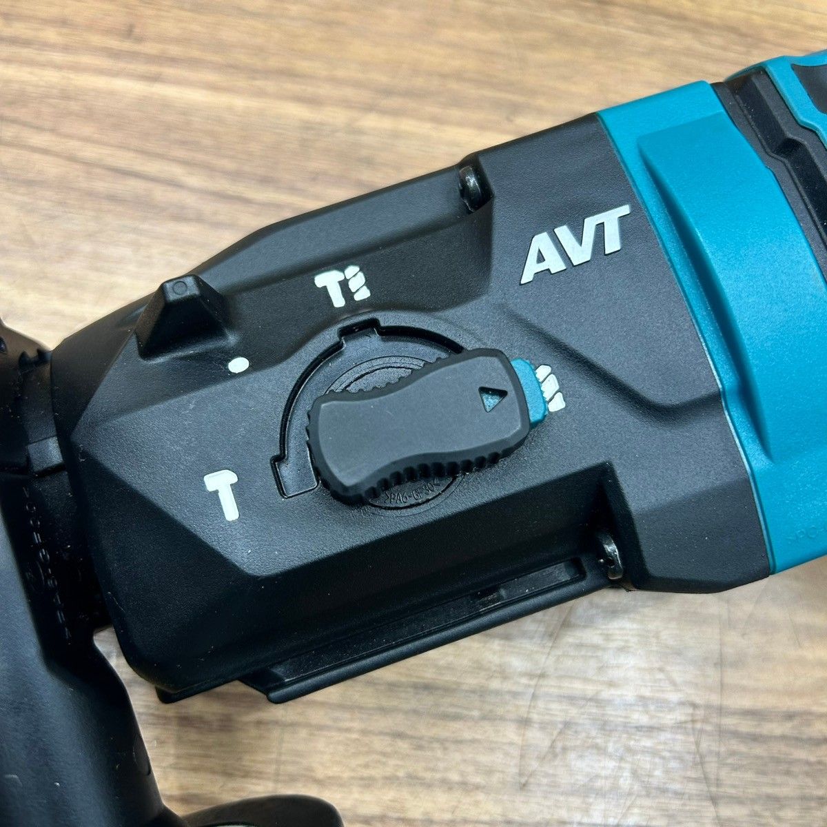 美品 マキタ(makita) 14.4V コードレスハンマドリル HR181DRG 【中古 