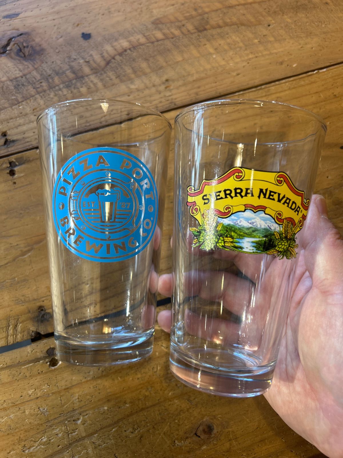 2脚セット パイントグラス シエラネバダ＆ピザポート SIERRA NEVADA