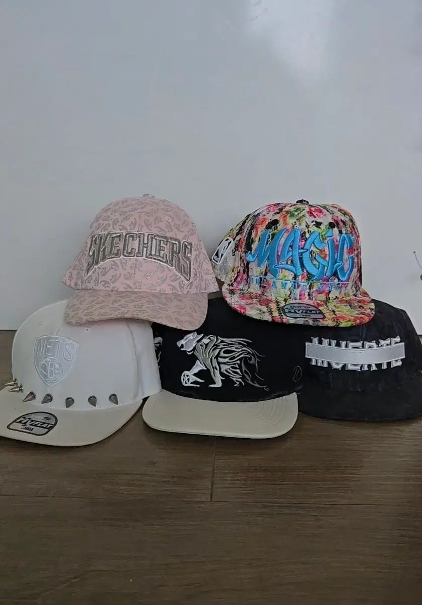 スナップバック/ほぼ新品