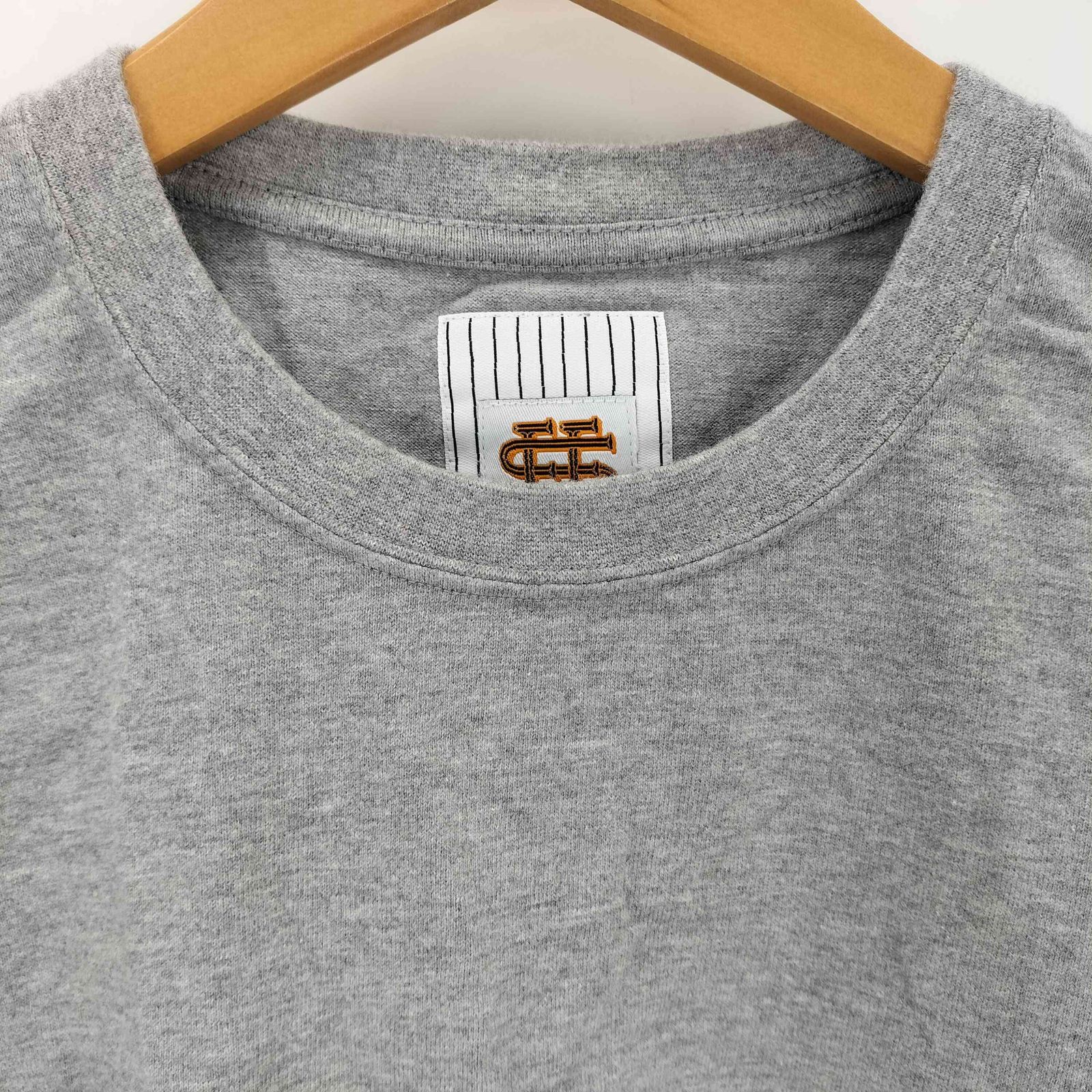 シーシー SEE SEE ロゴ刺繍 クルーネックTシャツ メンズ JPN：M - メルカリ