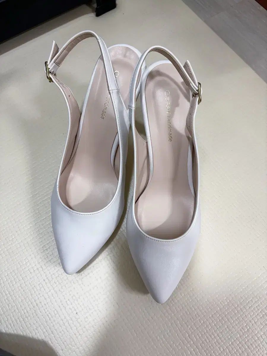 Classic ハンドメイド 白 ヒール スリングバック240