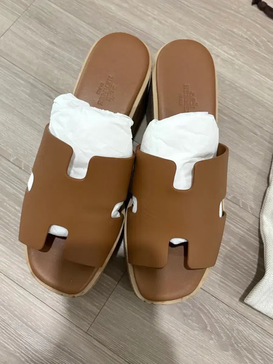 Hermes エルメス エジェ 30 240サイズ