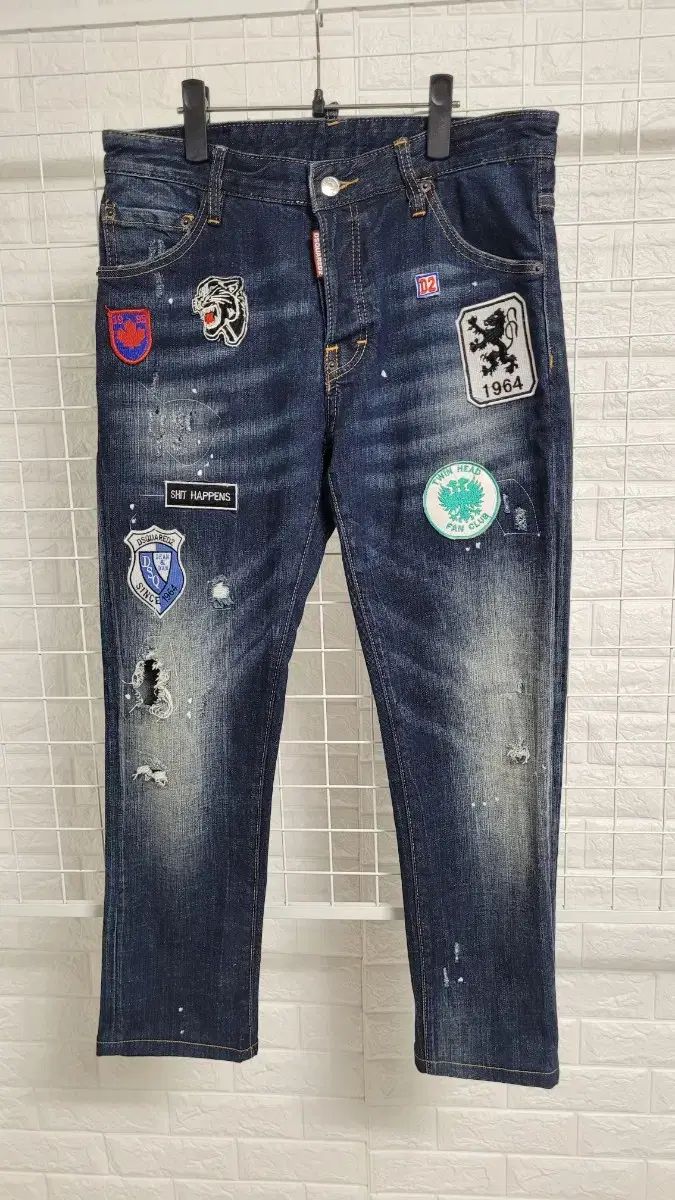 31-32 DSQUARED2 17年シーズン マルチパッチ ディテール スリムフィットデニム ズボン ストレッチ◎