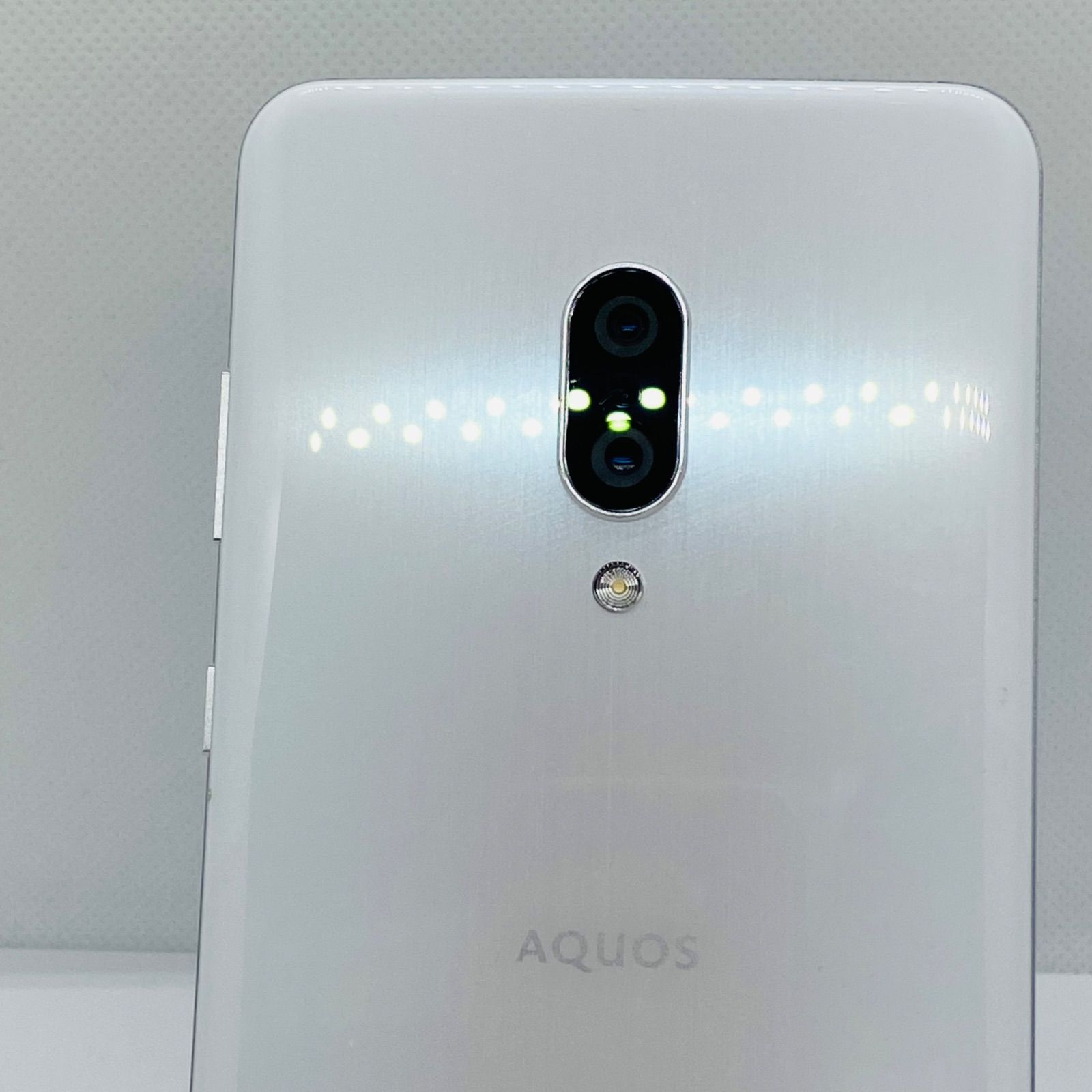AQUOS zero2 SHV47 au ミスティーホワイト ☆【中古品】au AQUOS zero2 256GB SHV47 ミスティホワイト - メルカリ