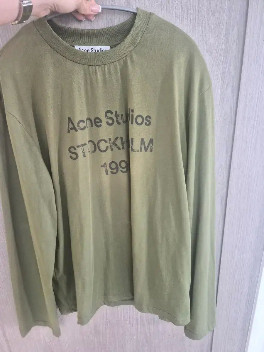 アクネ ストゥディオズ ロングスリーブTシャツ アクネ ストゥディオズ 長袖Tシャツ