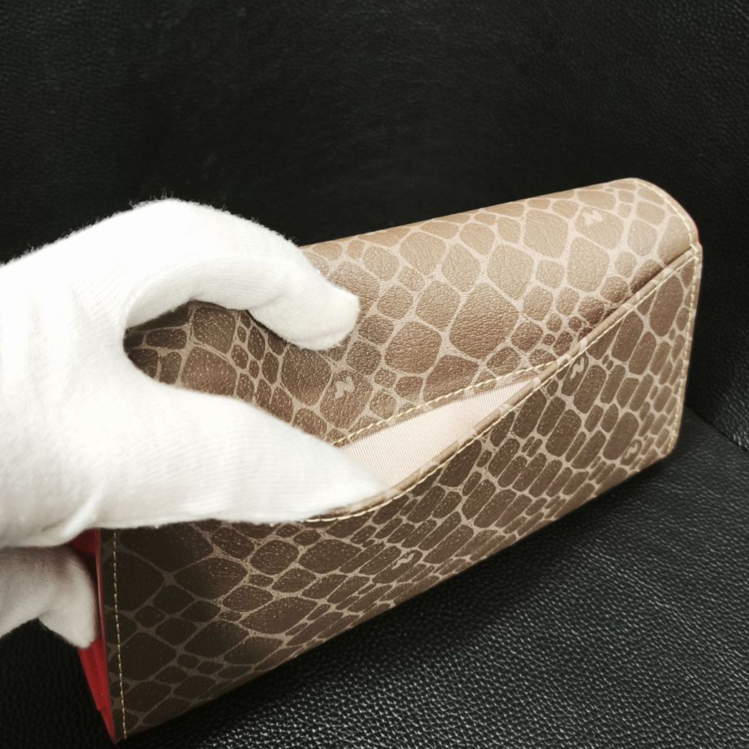 【新品未使用】NINA RICCI ニナリッチ カラーヌーボー 長財布 かぶせ付き L型ファスナー 小銭入れ (SNA)32605080503FS 【新品未使用】NINA RICCI ニナリッチ カラーヌーボー 長財布 かぶせ付き L型ファスナー 小銭入れ (SNA)32605080503FS