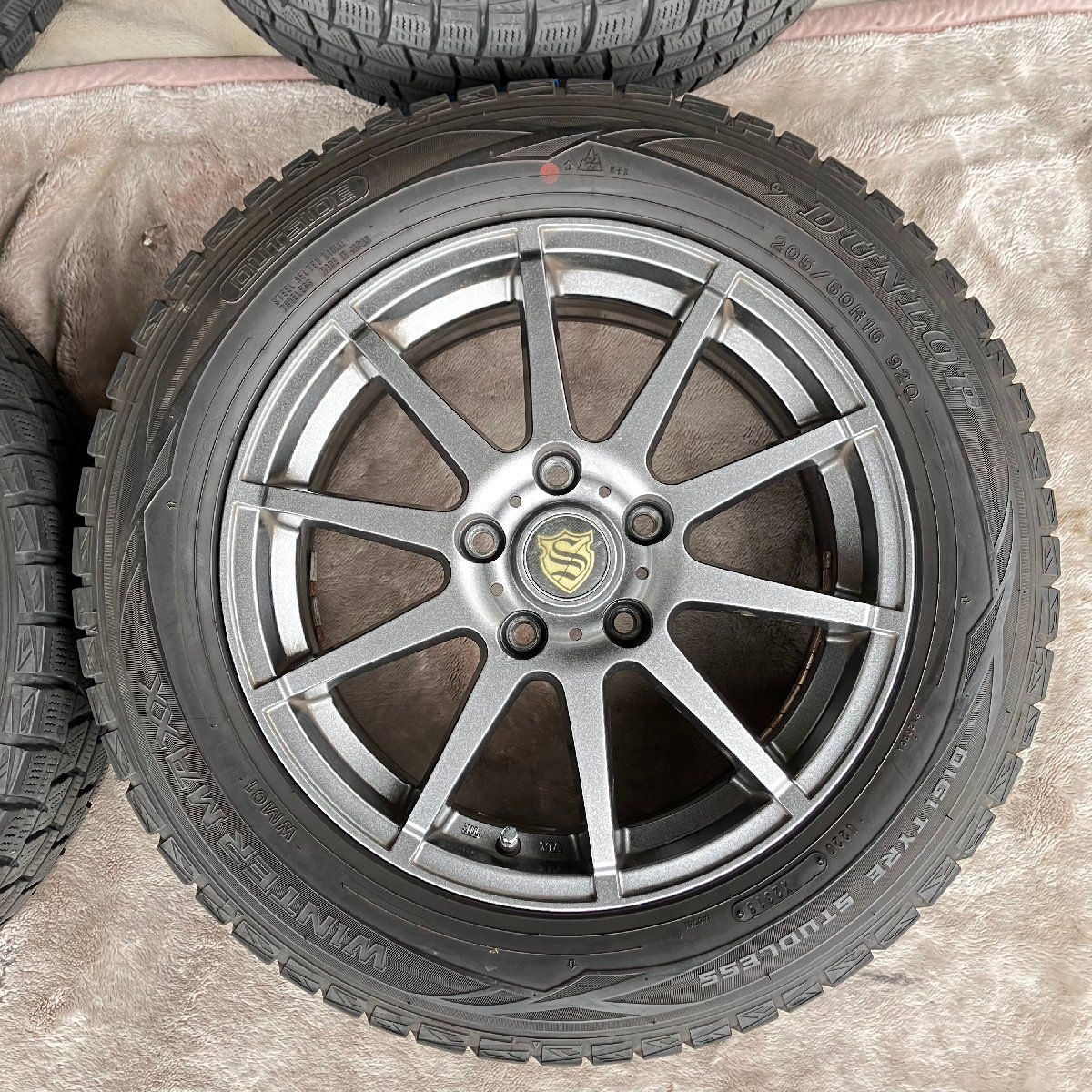 処分セール!】 205/60R16 スタッドレスタイヤセット4本 - メルカリ