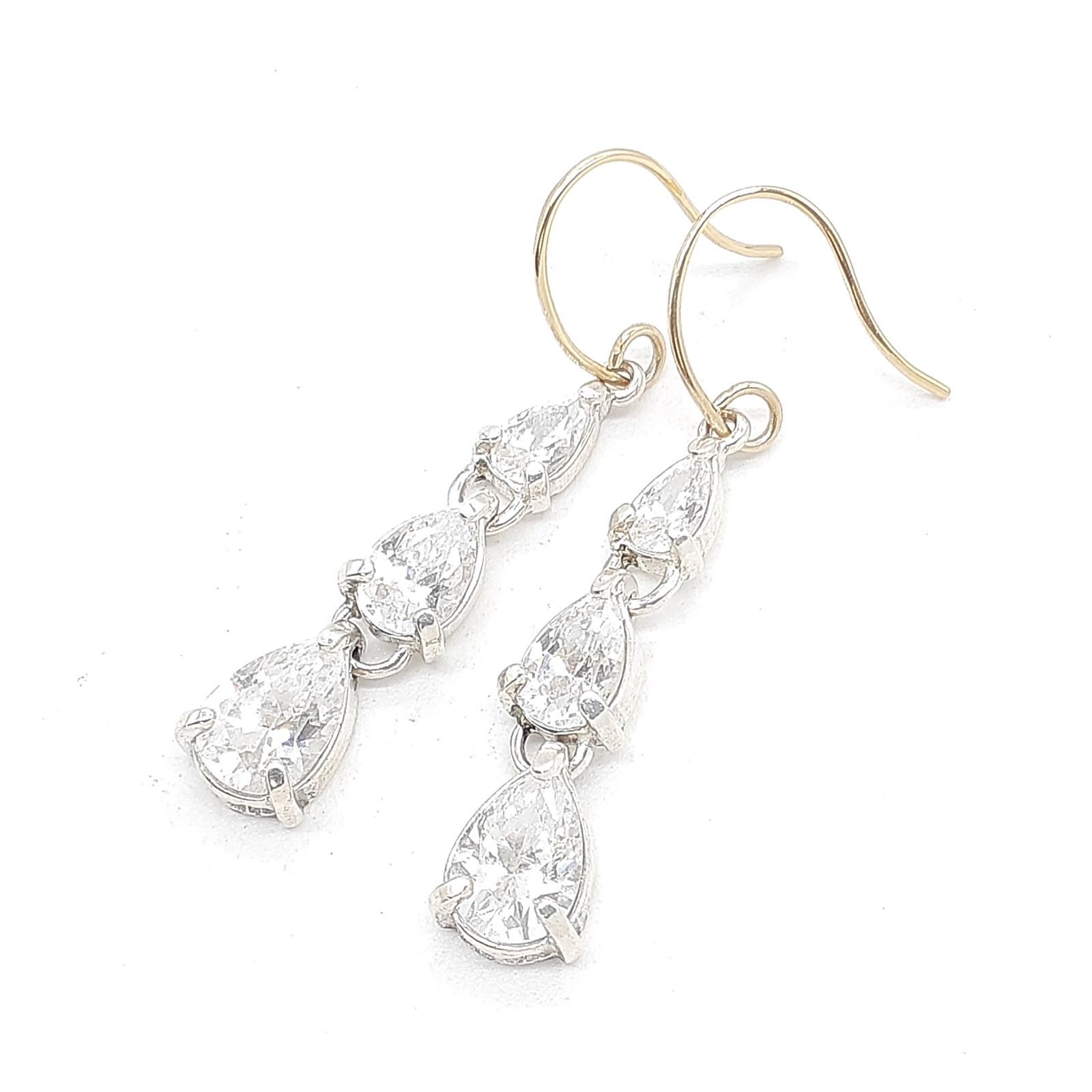 ete エテ ピアス シルバー SILVER 925 ジルコニア ティアドロップ