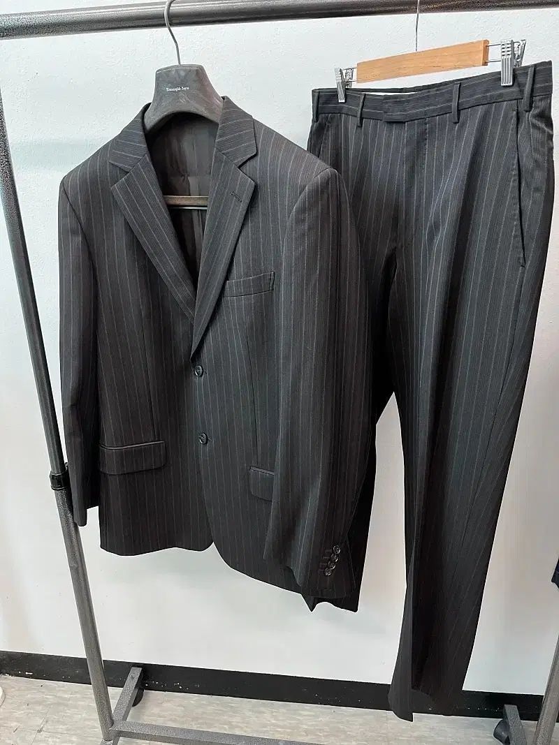 105 35) ZEGNA ゼニア ブラウン ストライプ スーツ