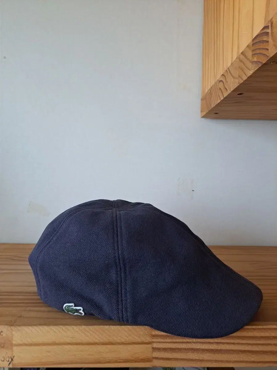 LACOSTE ラコステ ハンチングキャップ