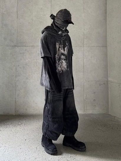 新品未使用【roaringrad】CRUSADER WASHED OVER T-SHIRT