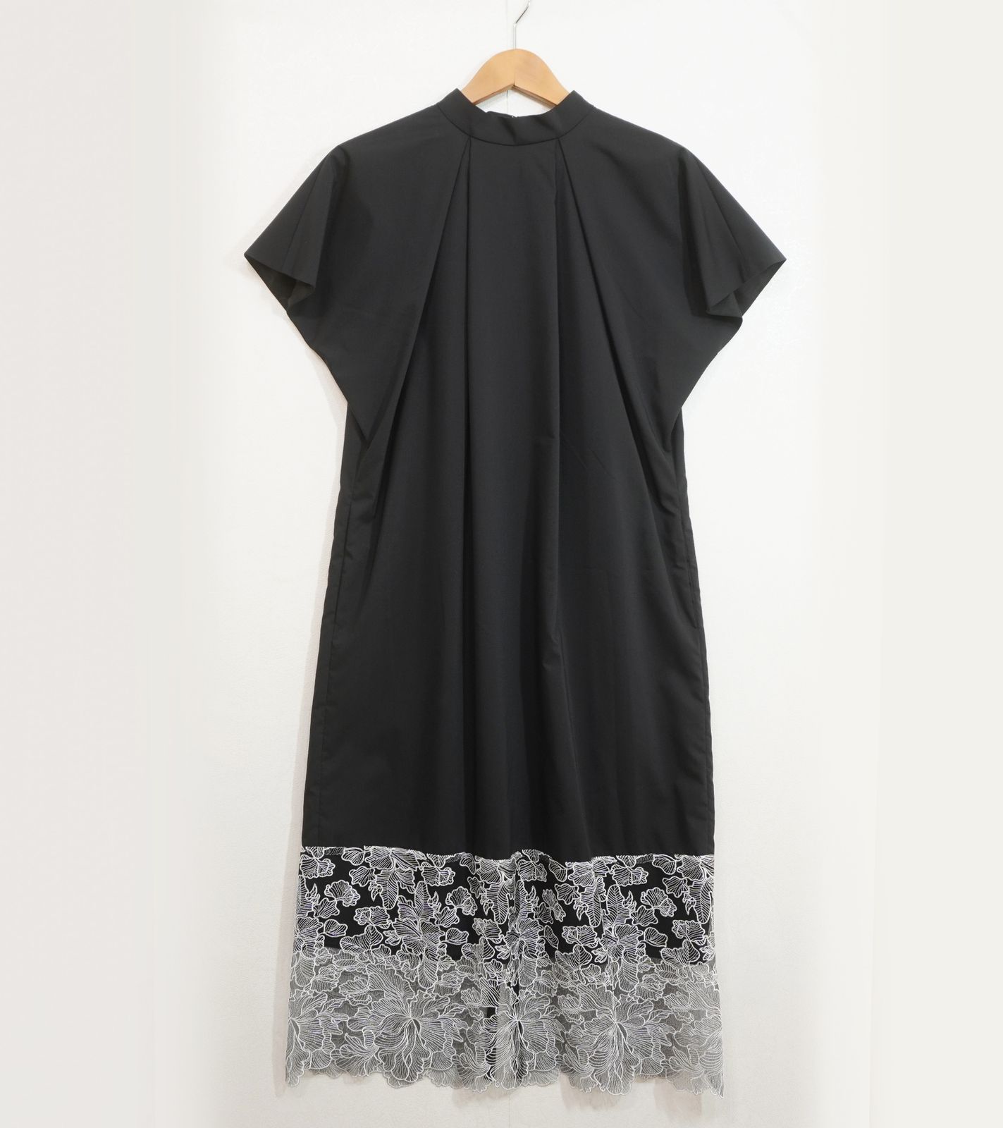 ADORE (36) バイカラーチュールレースドッキングワンピース 531-2140425 アドーア 黒 日本製 K5-4