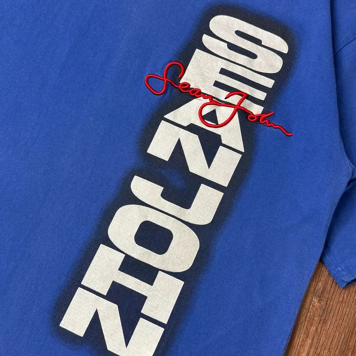90s Sean John 션 존 ヴィンテージ ブルー ロゴ Tシャツ 90s Sean John 션 존 ヴィンテージ ブルー ロゴ Tシャツ