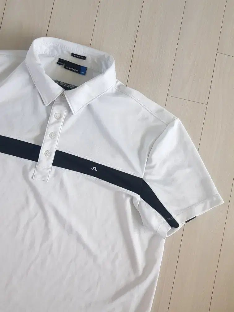 J.LINDEBERG Kara Golf T-Shirt (105 110) J.LINDEBERG Kara Golf T-Shirt (105 110)