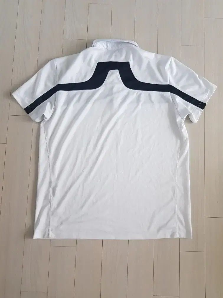 J.LINDEBERG Kara Golf T-Shirt (105 110) J.LINDEBERG Kara Golf T-Shirt (105 110)