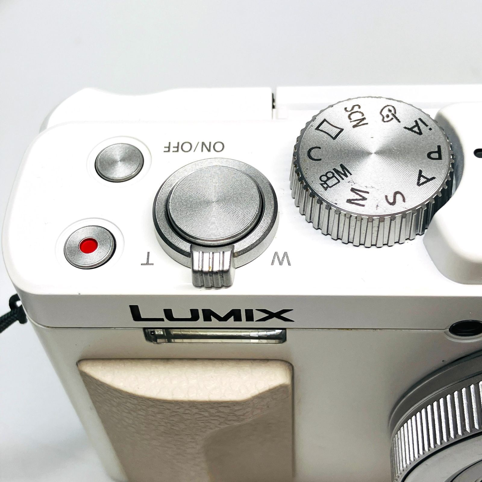 【美品】Panasonic LUMIX DC-TZ95 ホワイト コンパクトデジタルカメラ 光学30倍ズーム Wi-Fi対応 運動会 コンパクト Wi-Fi 【美品】Panasonic LUMIX DC-TZ95 ホワイト コンパクトデジタルカメラ 光学30倍ズーム Wi-Fi対応 運動会 コンパクト Wi-Fi