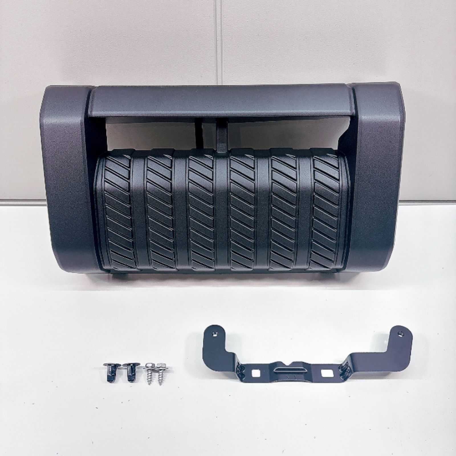 【純正部品】美品2015年式ランドクルーザー70 ウインチ用フロントバンパーカバー　5211-60890 GRJ76 海外トヨタ純正品】ランクル70 バンパー ウインチ カバー 再再販 GDJ76
