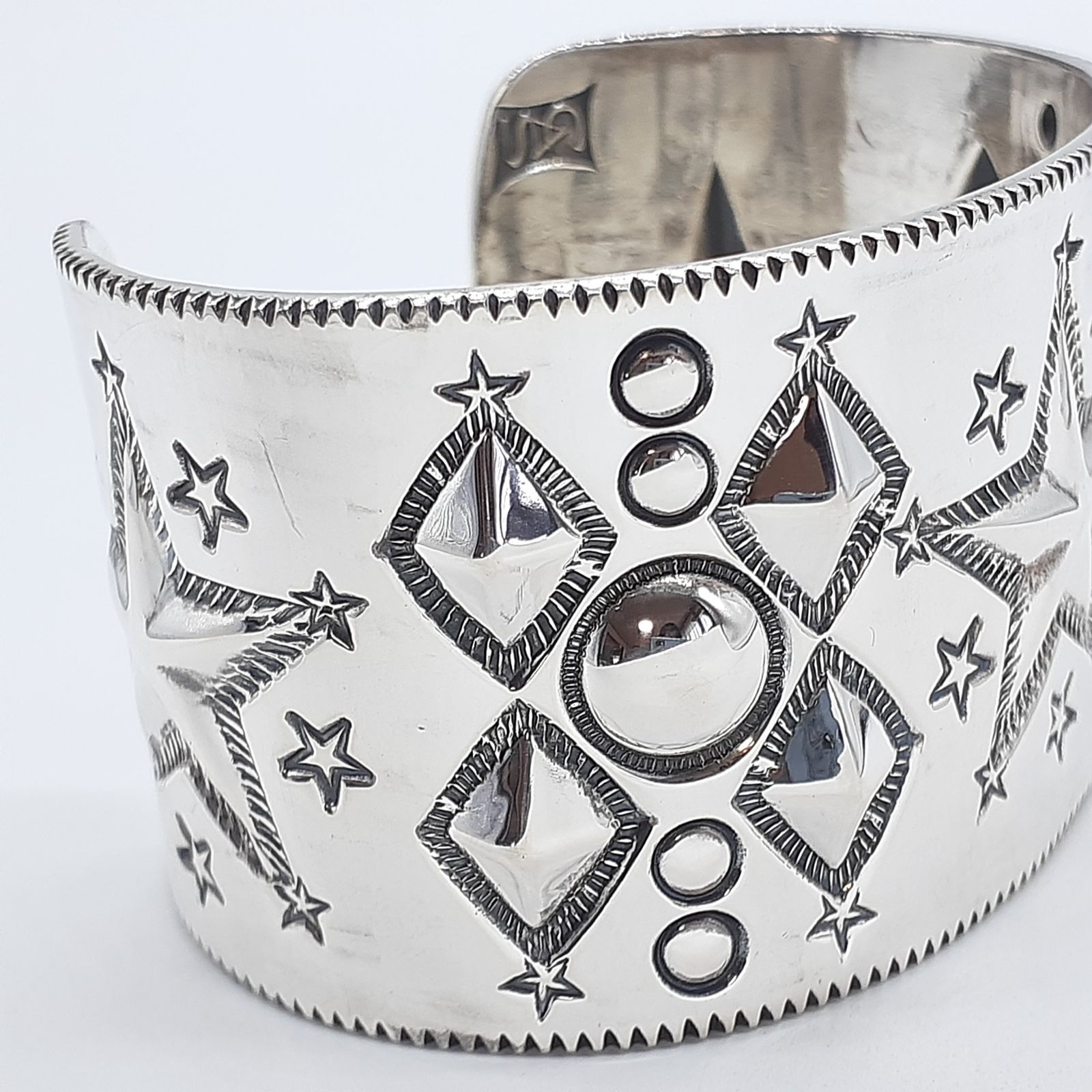 定価235400円！ 新品 CODY SANDERSON バングル CODY SANDERSON コディ サンダーソン バングル シルバー STERLING