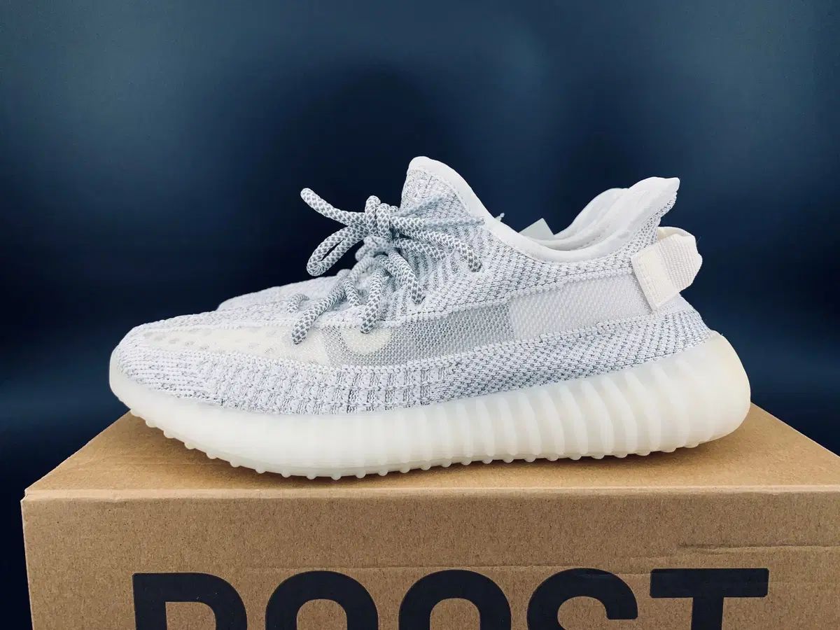 アディダス オリジナルス Yeezy Boost 350 V2 グレーハウンドトゥース