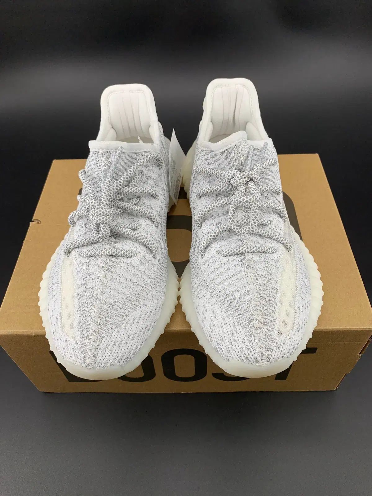 アディダス オリジナルス Yeezy Boost 350 V2 グレーハウンドトゥース