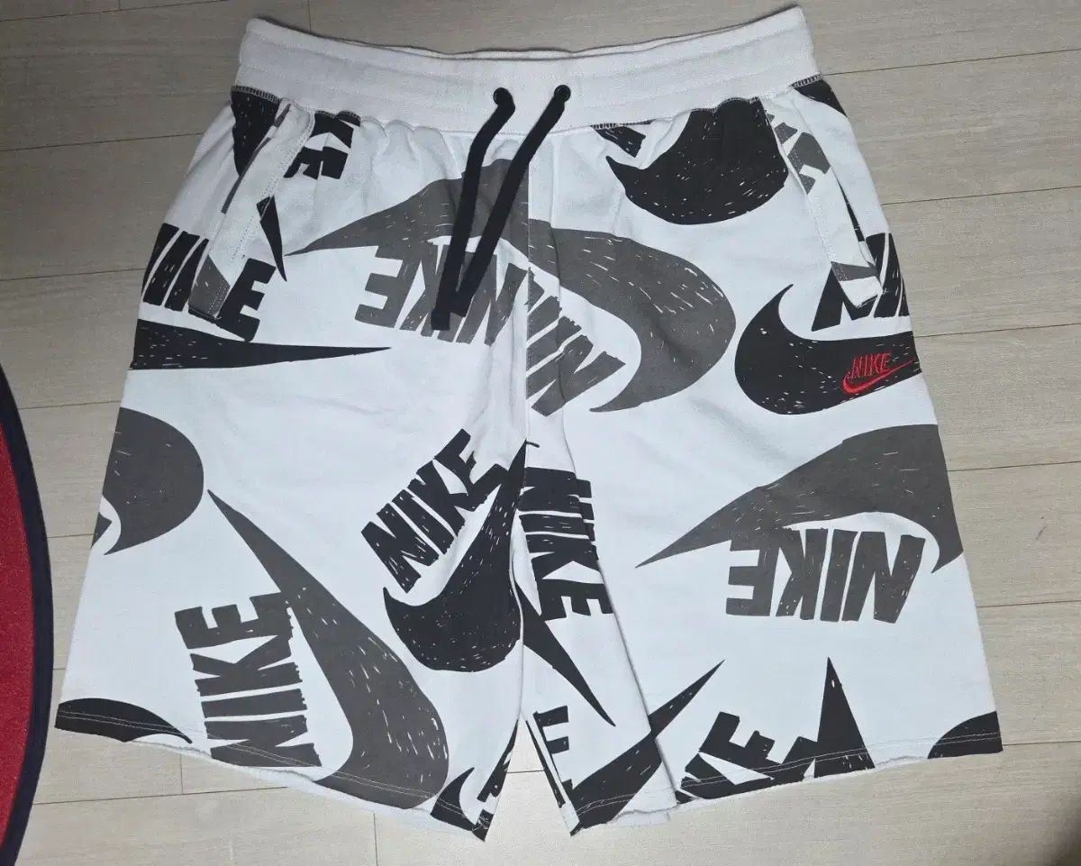2XL 体感 XL NIKE AOP ロゴ ハーフパンツ ショーツ