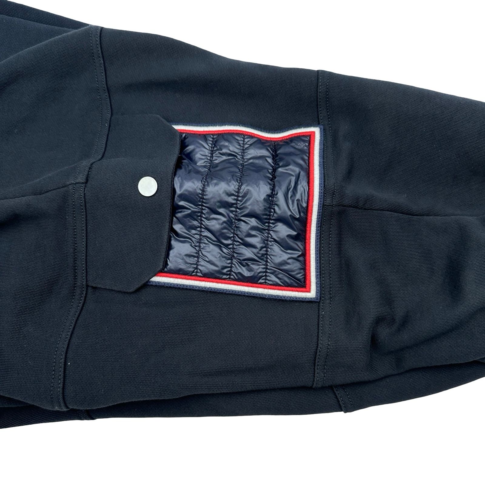 モンクレール MONCLER ロゴワッペンスウェットパンツ ネイビー 