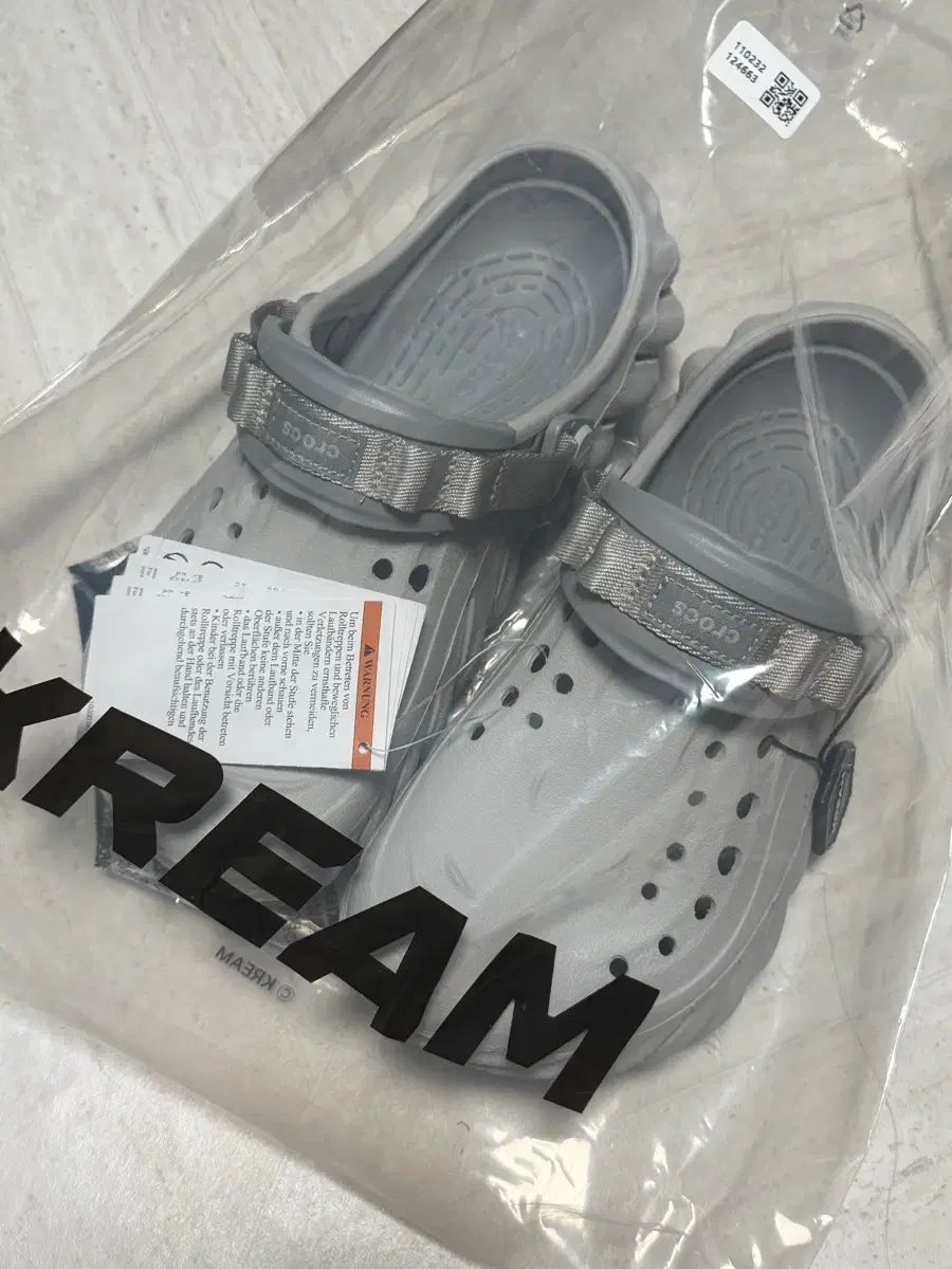 クロックス エコー クロッグ アトモスフィア 250 新品