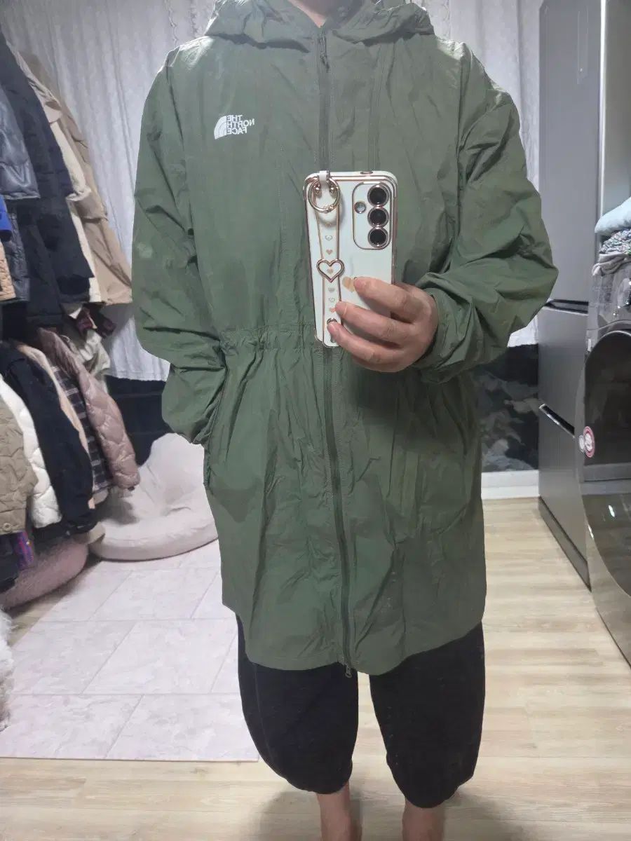 THE NORTH FACE ザノースフェイス フード ロング ウィンドブレーカー カーキ色