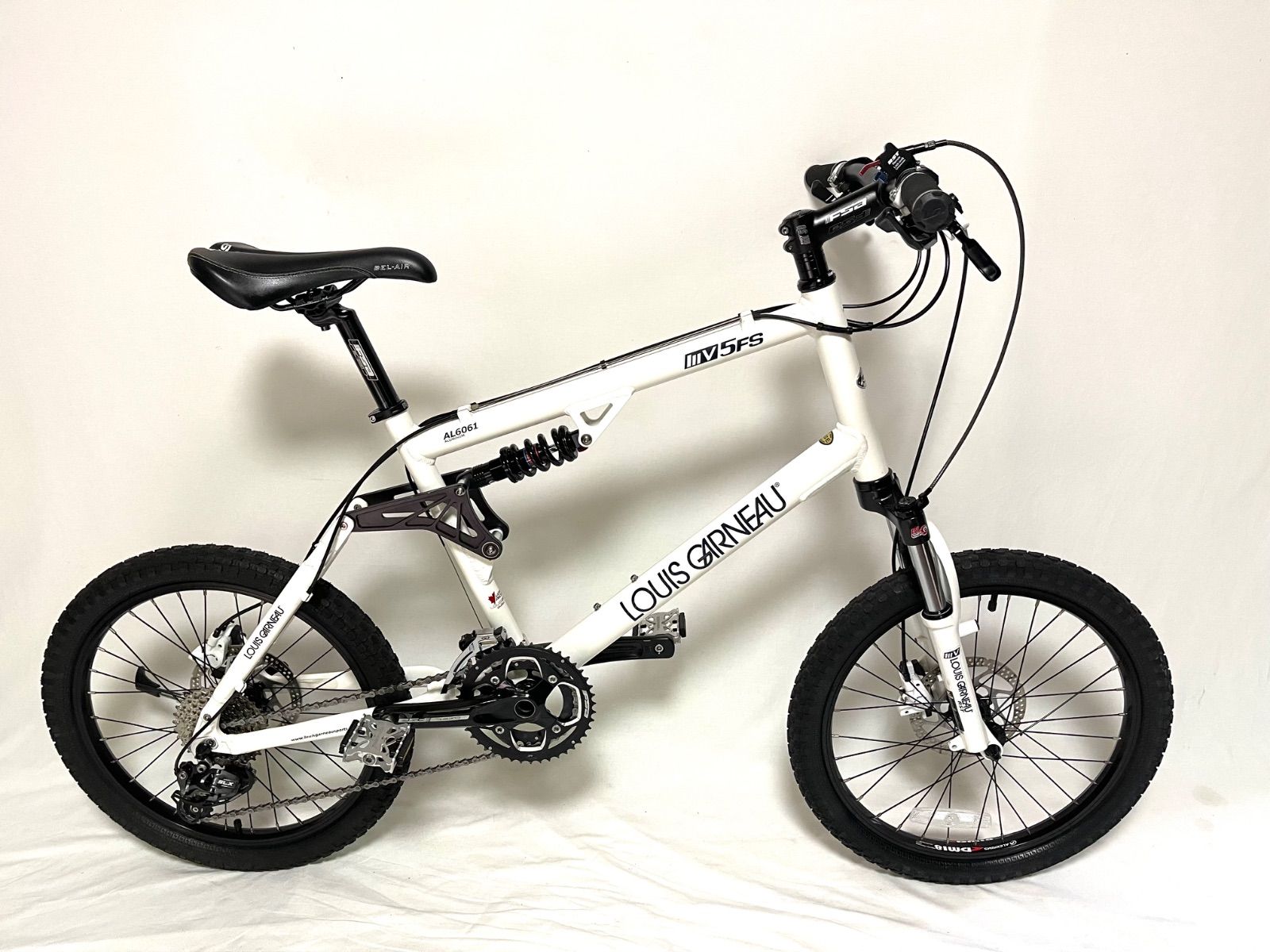 0340【即乘】送料無料 LOUIS GARNEAU 油圧ディスクブレーキ MTB RST ミニベロ MV 5FS 小径車 SHIMANO SLX 2X9S 18速 20インチ