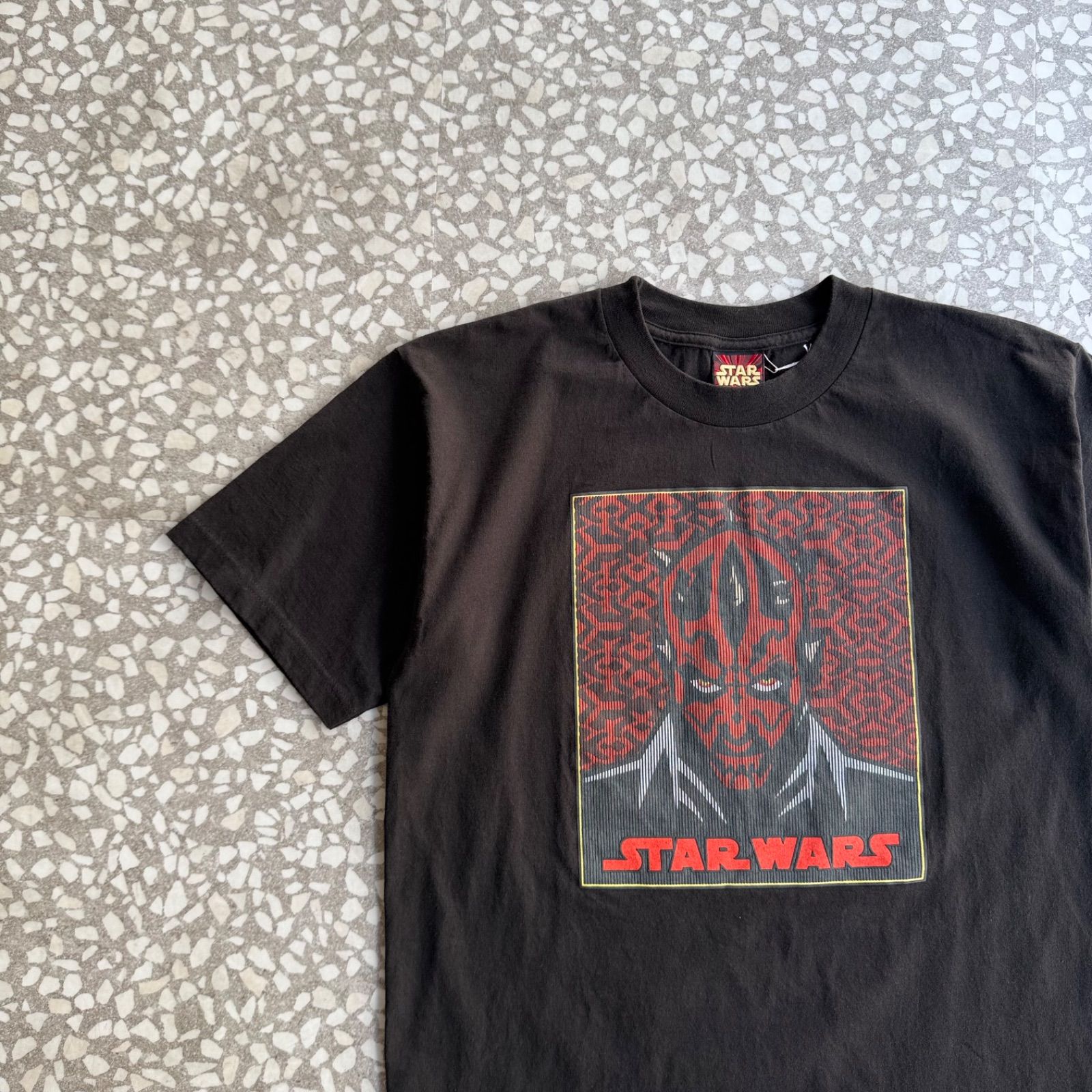 STAR WARS / 90’s- DARTH MAUL T-shirt スターウォーズ　ムービーTシャツ　SF映画　グラフィック　ストリート　オーバーサイズ　半袖 ダースモール　大判　ユニセックス　世界的人気　半袖　sk8 アニメ