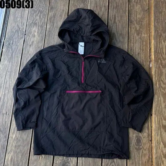 アディダス ウィンドブレーカー Anorak（アノラック）
