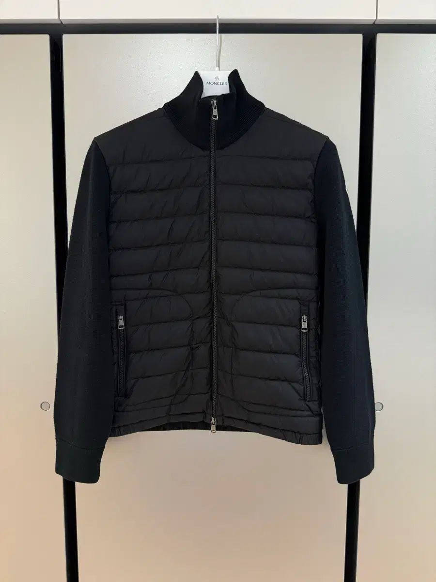 M 24 / 25 MONCLER モンクレール ツリー トリコット ウール カーディガン きム·ヒョヌ ニットダウン ブラック