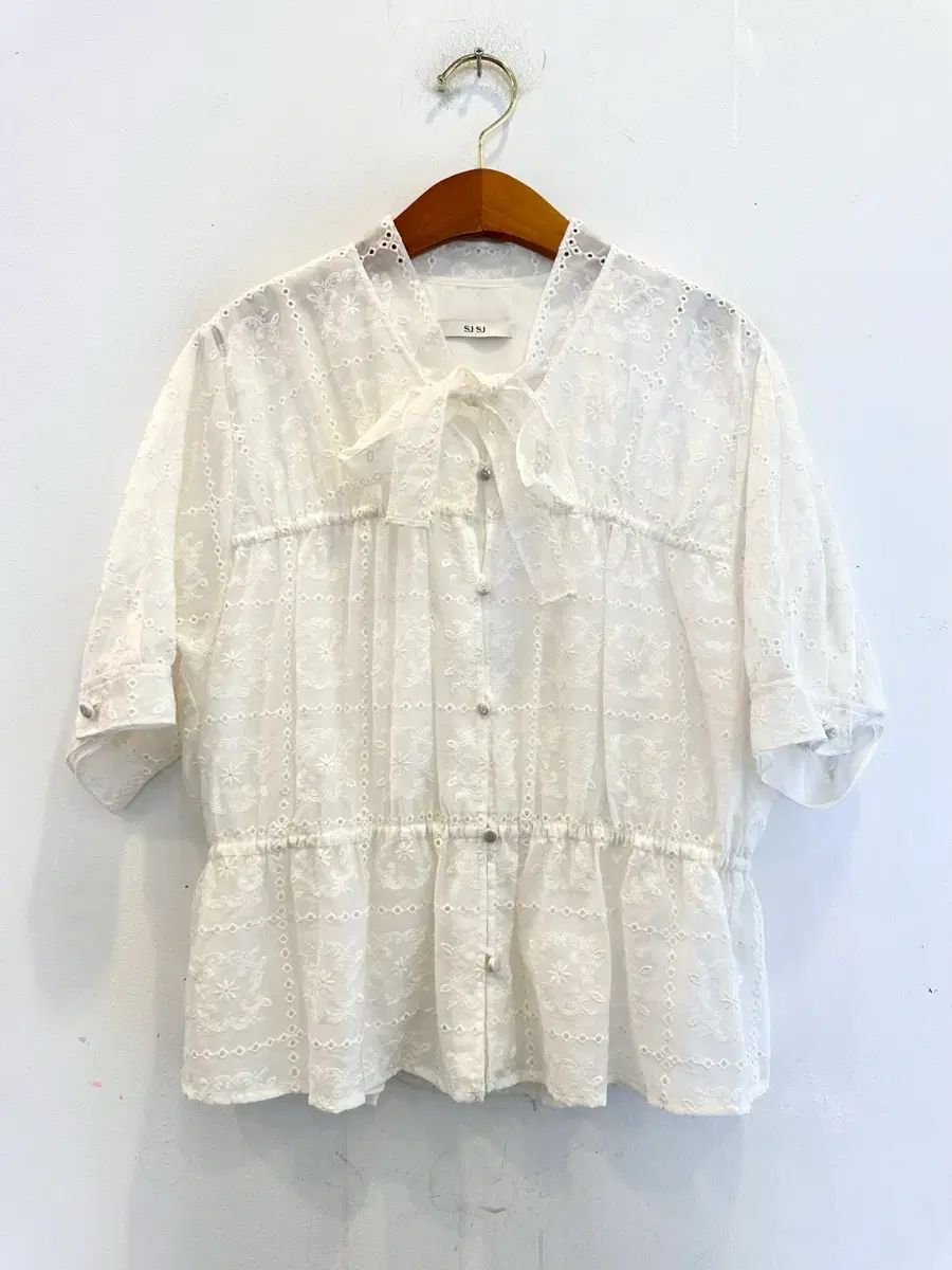 66) The HANDSOME SJSJ エスジェイエスジェイ レイ レース ブラウス 出品