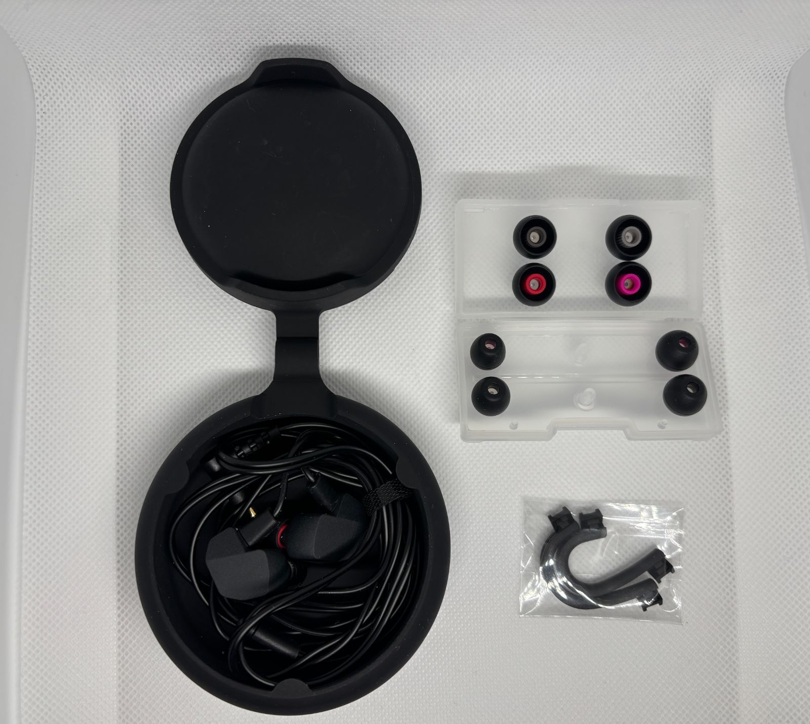 動作確認済】final A3000 マットブラック 有線イヤホン Hi-Fi