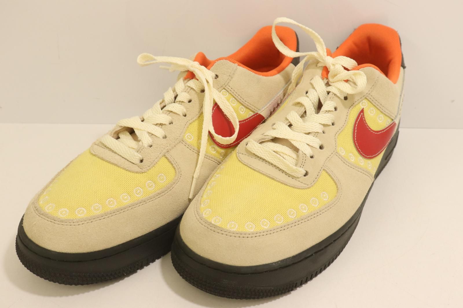 【中古】 NIKE メンズスニーカー 28 Air Force 1 Low Somos Familia NIKE 28 黄 イエロー ロゴ 7,418円