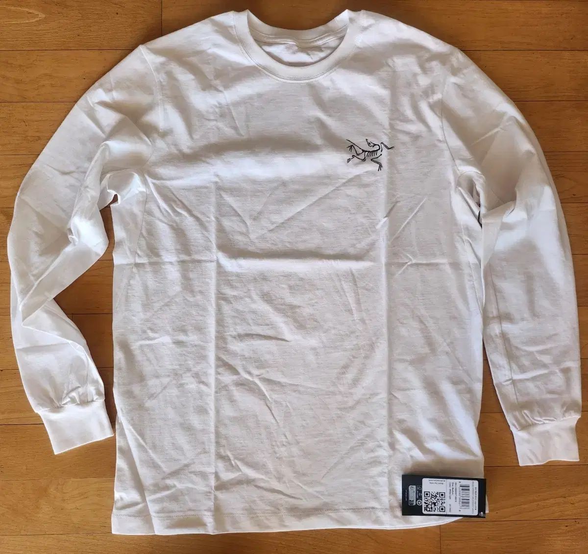 新品 アークテリクス 白 ロングスリーブ Tシャツ L