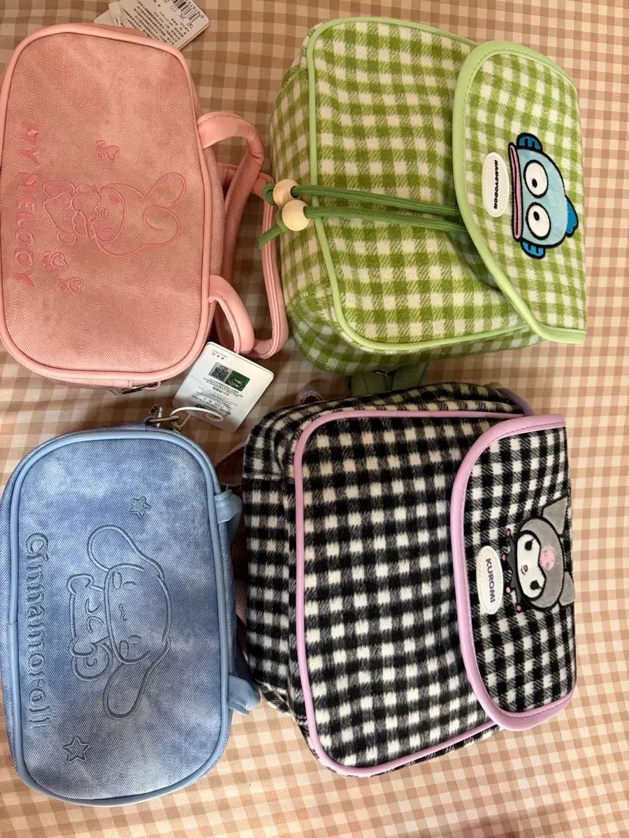 サンリオ バッグ (バックパック ハンドバック) 9,527円