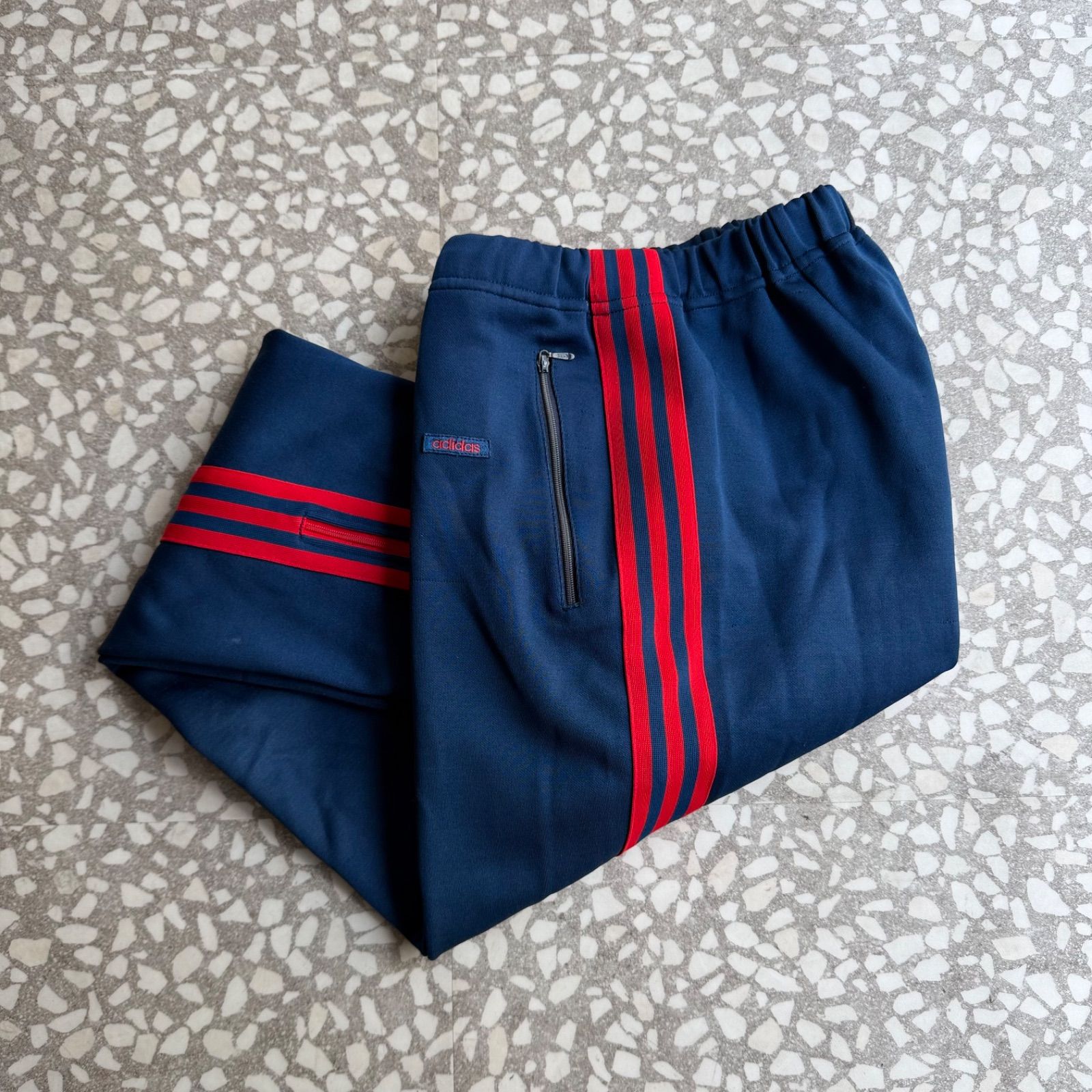 adidas / 80’s- track pants size 6 オールドアディダス　トラックパンツ　ジャージ　ストリート　ドローコード ユニセックス 体操着　オールシーズン