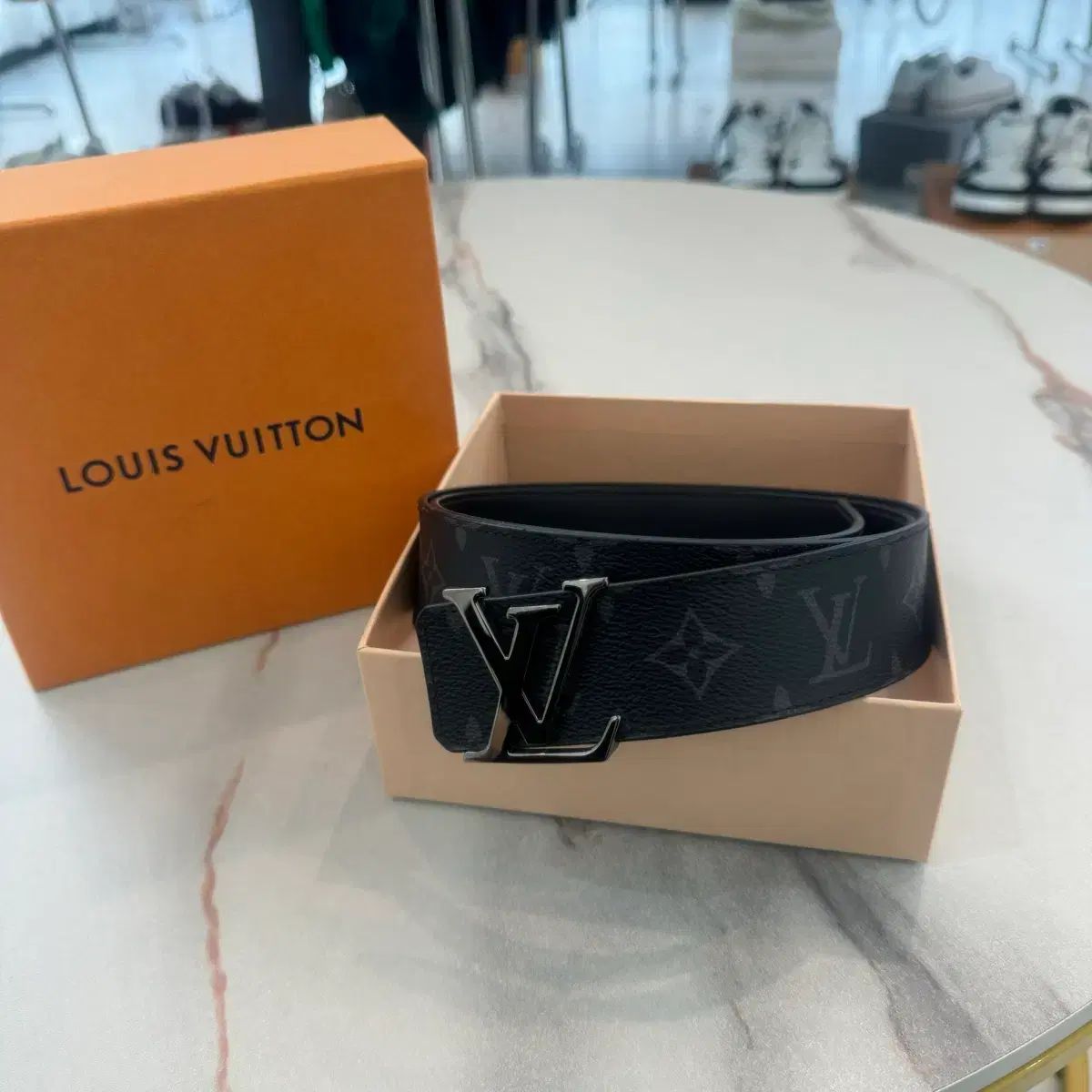 正規品・百貨店購入 ルイヴィトン LV リバーシブル エクリプス ベルト ブラック