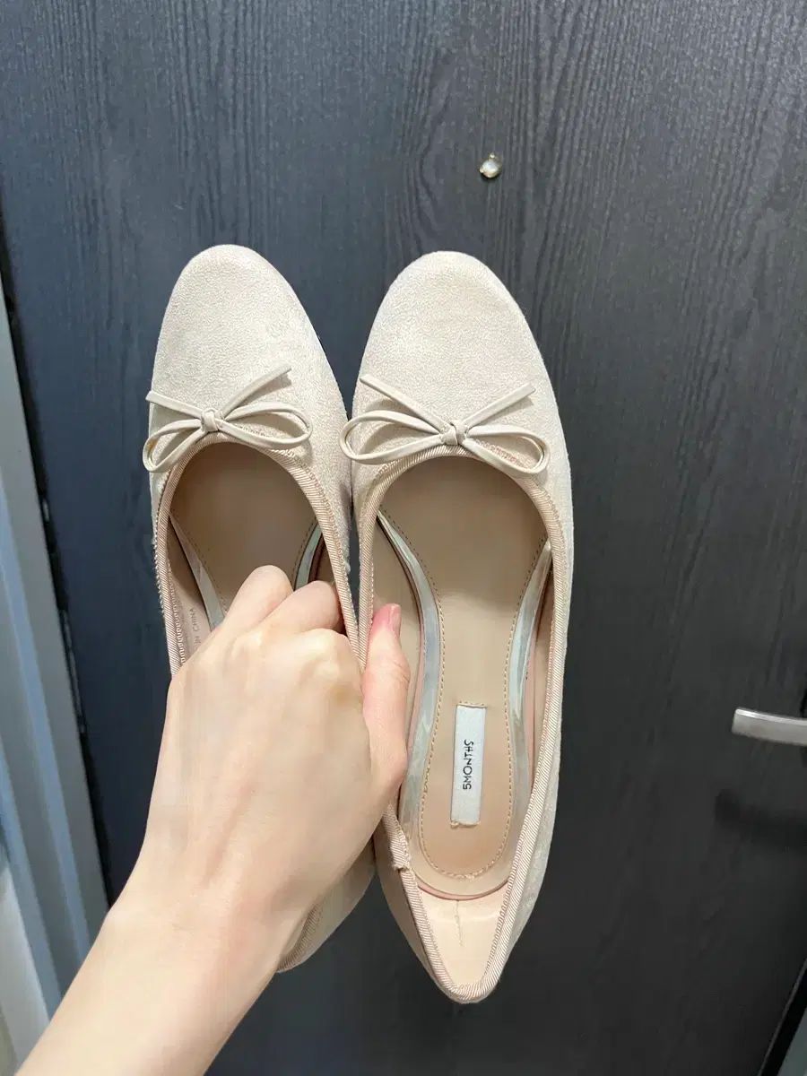 SMONTHS ベージュ リボン フラットシューズ ほぼ新品