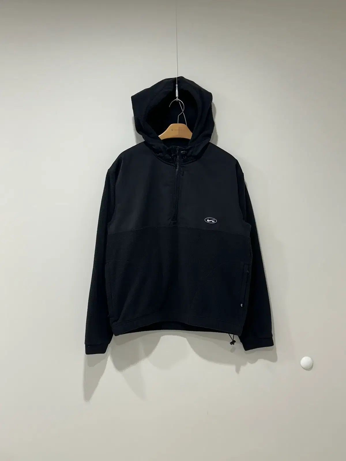 NIKE ナイキ アノラック フーディー 4,329円