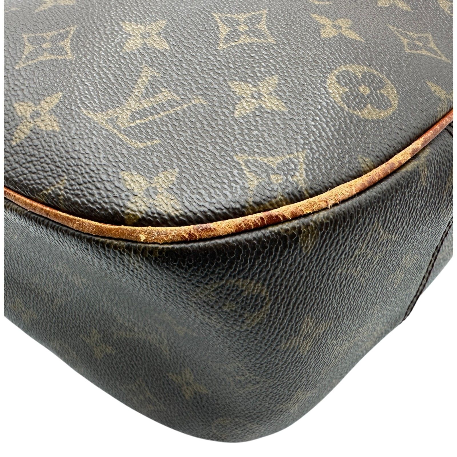 ルイ・ヴィトン LOUIS VUITTON パックオール・サックアド M51132 