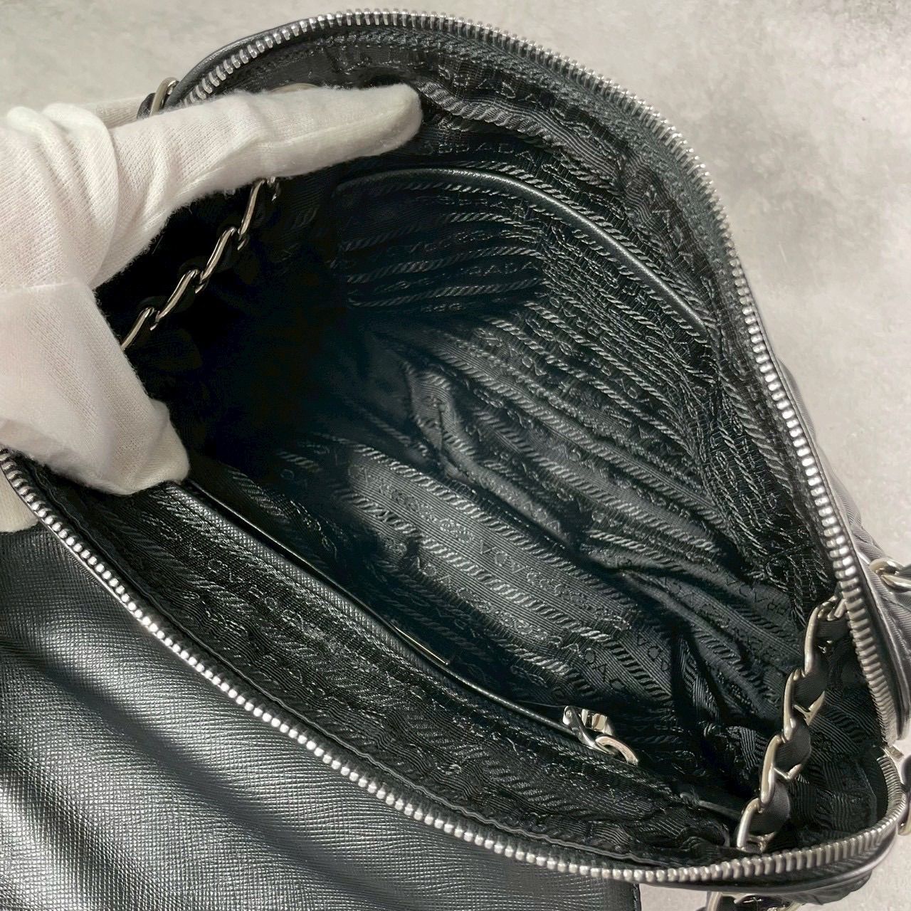 ◎極美品 PRADA プラダ チェーン ショルダーバッグ 肩掛け 斜めがけ 