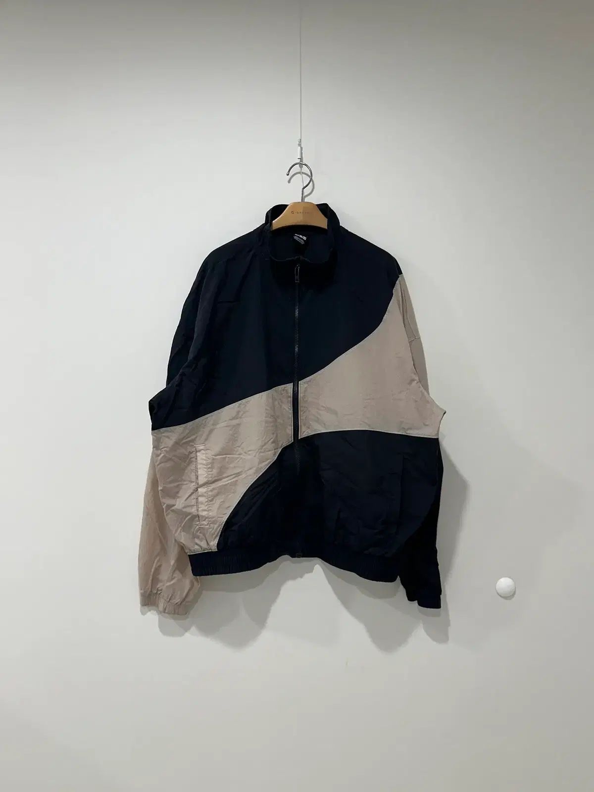 UNDER ARMOUR アンダーアーマー ウィンドブレーカー
