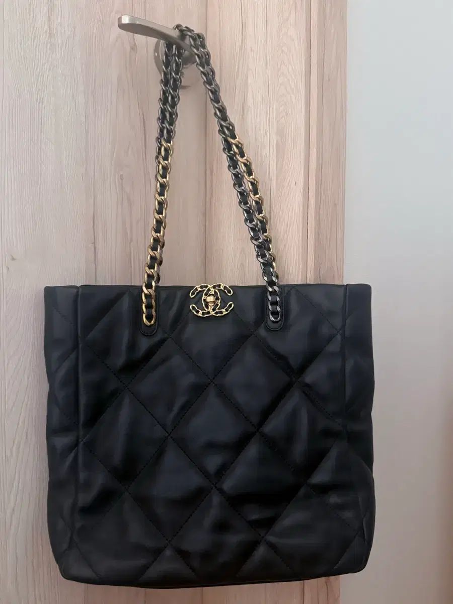 シャネル CHANEL Once Upon A TIME Chain CC ショッパーバッグ