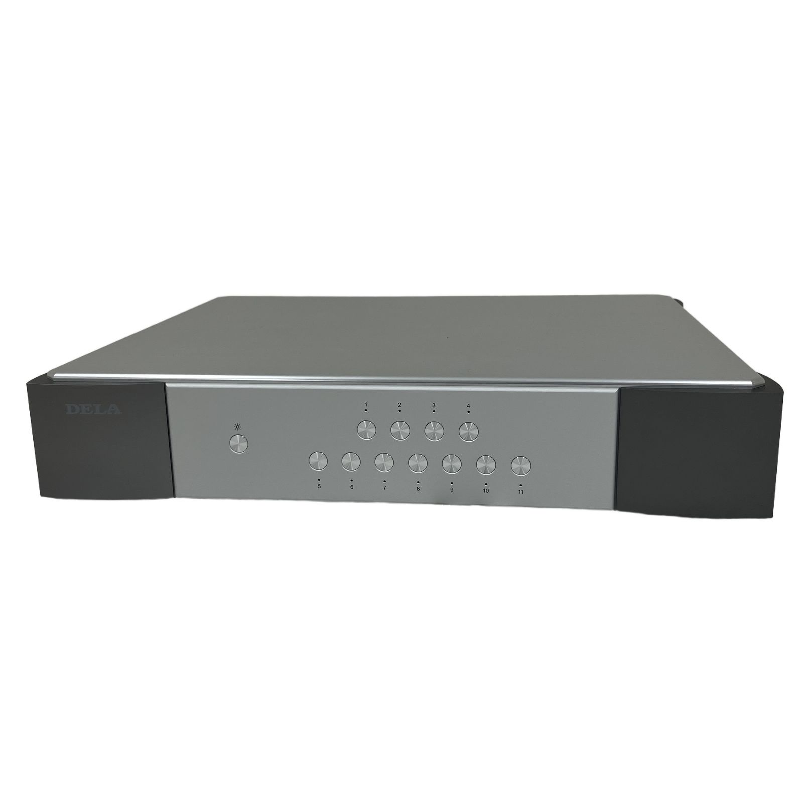 DELA S1 S1-X-J ネットワークスイッチ オーディオ用 ハブ デラ 元箱付 中古 美品 O11186129