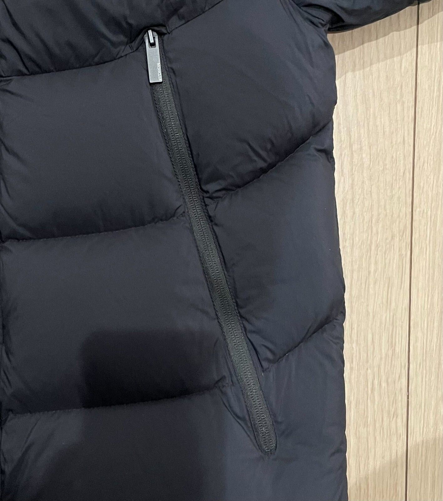 MONCLER/ M(1)/ブラック /ダウンジャケット /TIMSIT - メルカリ