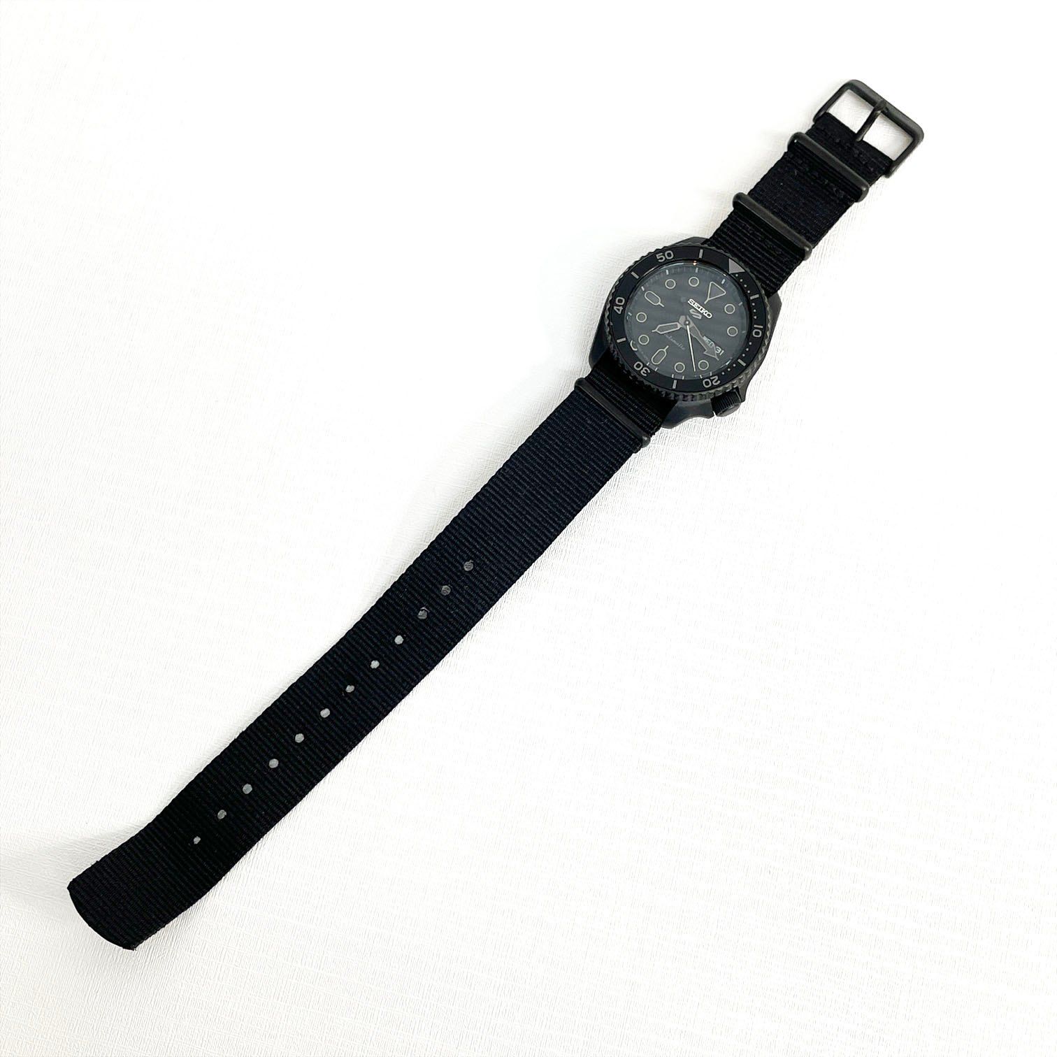 SEIKO 5 SPORTS SKX series セイコー5 スポーツ オールブラックモデル 