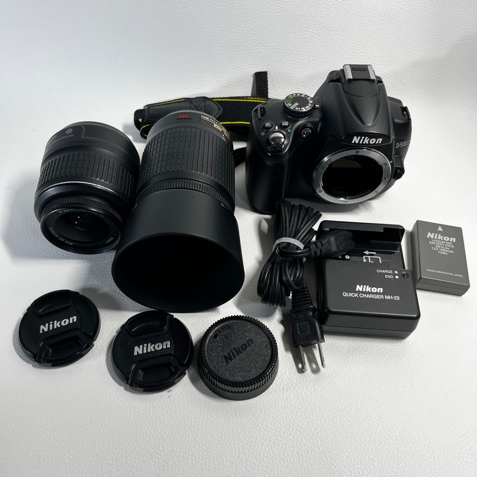 Nikon D5000 ダブルズームキット 内蔵フラッシュ不点灯 - メルカリ