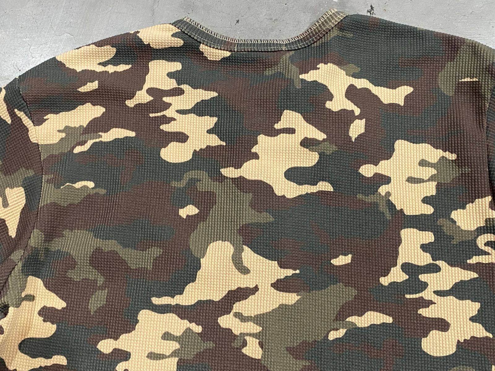 新品/人気品番] BIKE STAR サーマルTシャツ 迷彩 ヘンリーネック